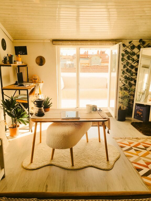 Tips for Creating a Relaxing Home Office Space